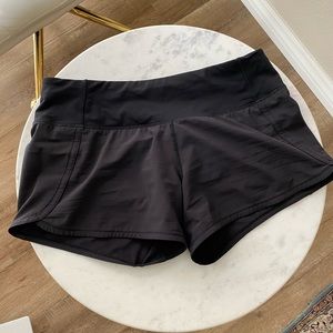 Lululemon Run Times Short II 4”